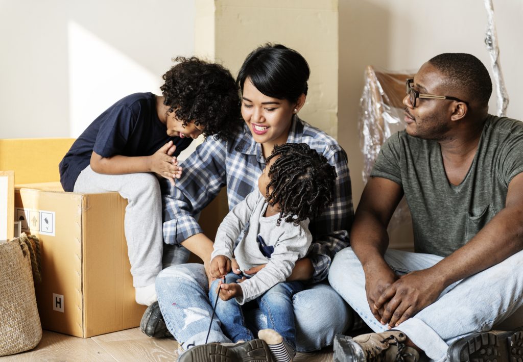 Family moving to new house